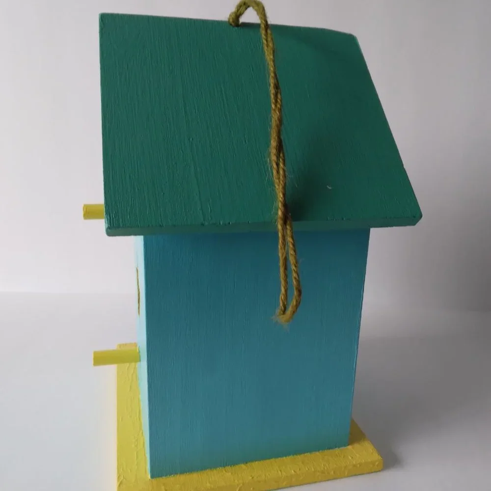 Cida's bird house